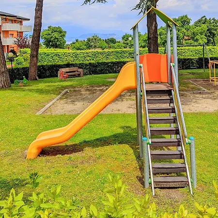 Bookingpeschiera Bei Gardaland Πεσκιέρα ντελ Γκάρντα
