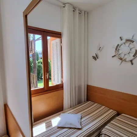 Bookingpeschiera Bei Gardaland Διαμέρισμα *